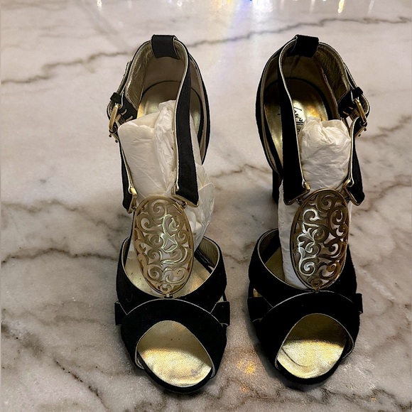 Guiseppe Zanotti Black Suede Sandals - Picture 2 of 13